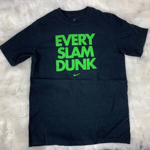 Nike Boys Basketball T-shirt, L‎